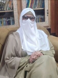 Contact USA girls for friendship to get a green card